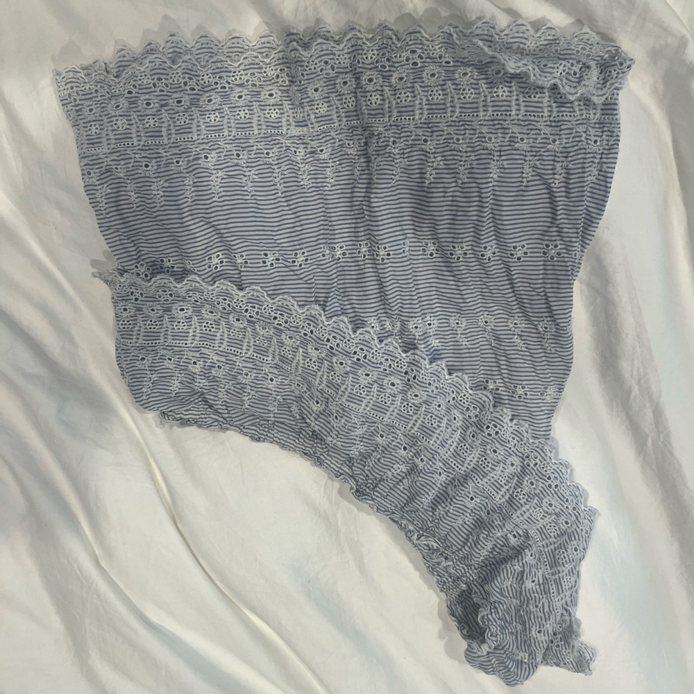 Vintage American eagle blue and white off the shoulder blouse with eyelets